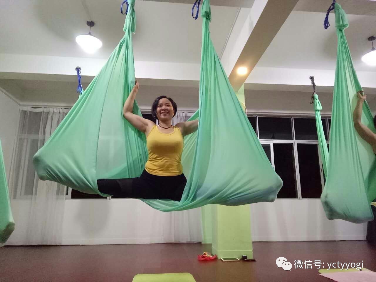 长按,识别二维码,加关注 业务范围:承接单位企业课,  瑜伽,肚皮舞舞台